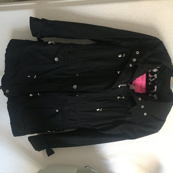 Betsy Johnson Black Ruffled Anorak Jacket - Picture 4 of 5